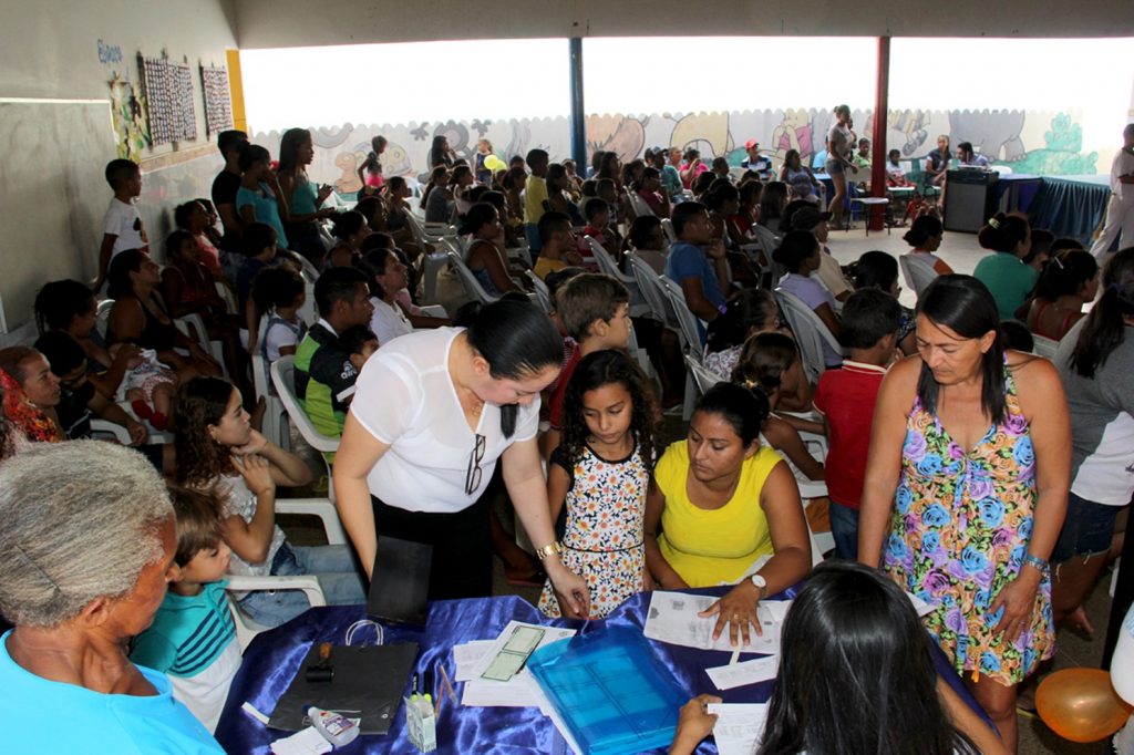 Prefeitura de Água Branca realiza ação social e faz mutirão de serviços para a população