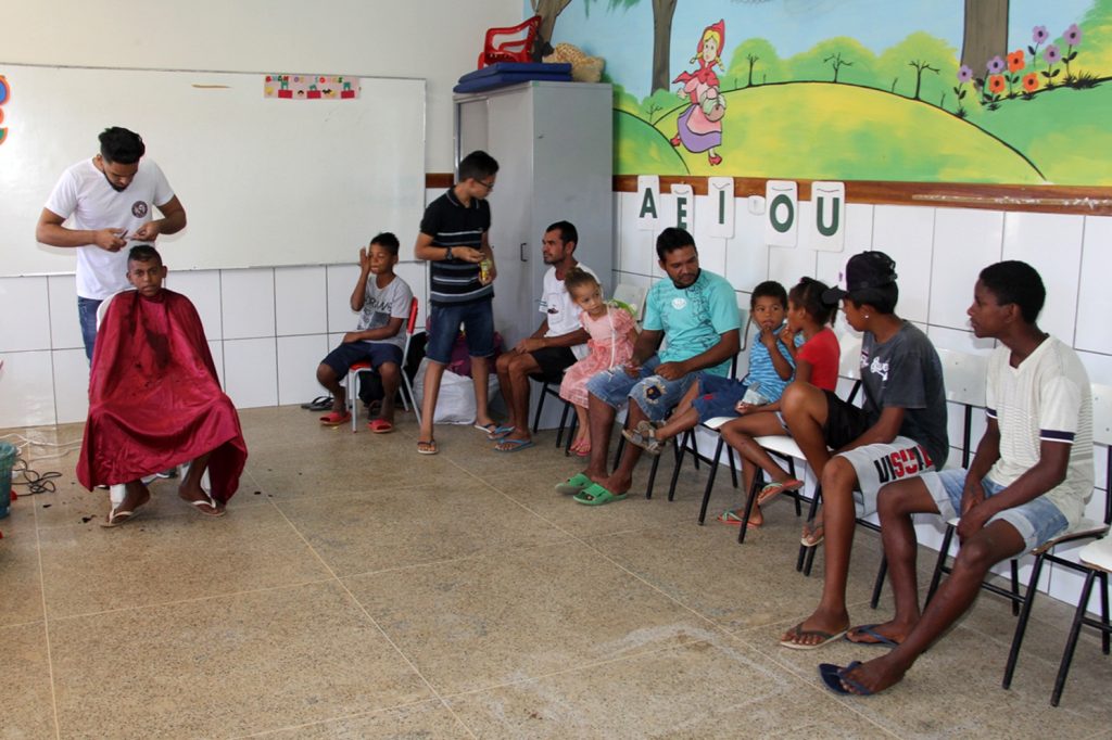 Prefeitura de Água Branca realiza ação social e faz mutirão de serviços para a população