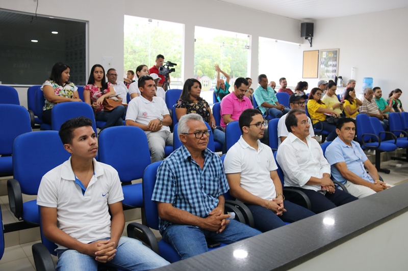 Prefeitura de Água Branca realiza audiência pública para debater PPP da iluminação pública Prefeitura de Água Branca realiza audiência pública para debater PPP da iluminação pública