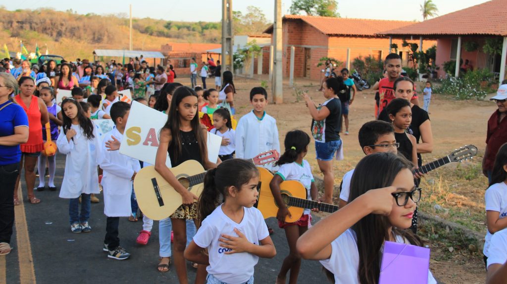 Prefeitura de Água Branca realiza desfile cívico voltado para escolas da zona rural