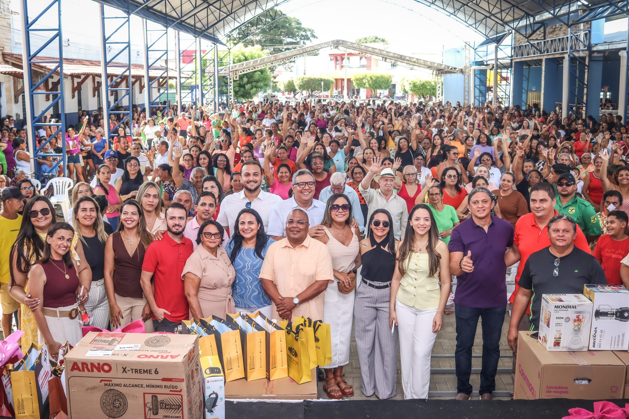 Prefeitura de Água Branca realiza emocionante Festa das Mães com café da manhã especial, sorteios e homenagens