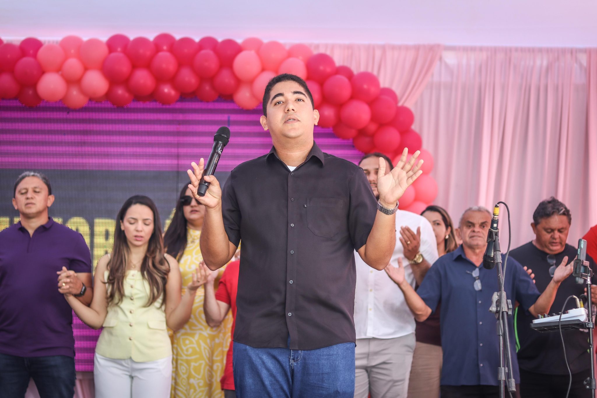 Prefeitura de Água Branca realiza emocionante Festa das Mães com café da manhã especial, sorteios e homenagens