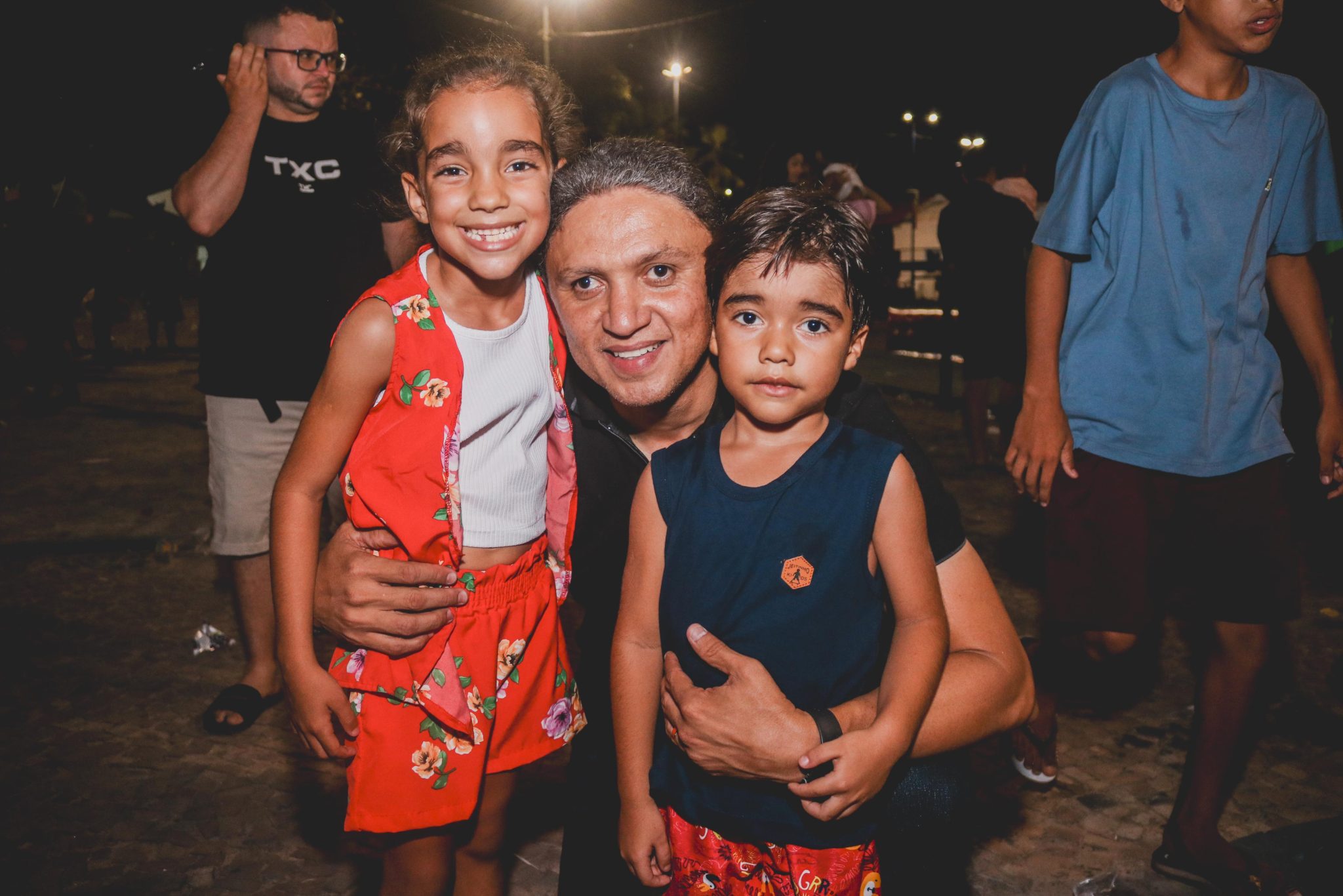 Prefeitura de Água Branca realiza festa das crianças na Praça de Eventos