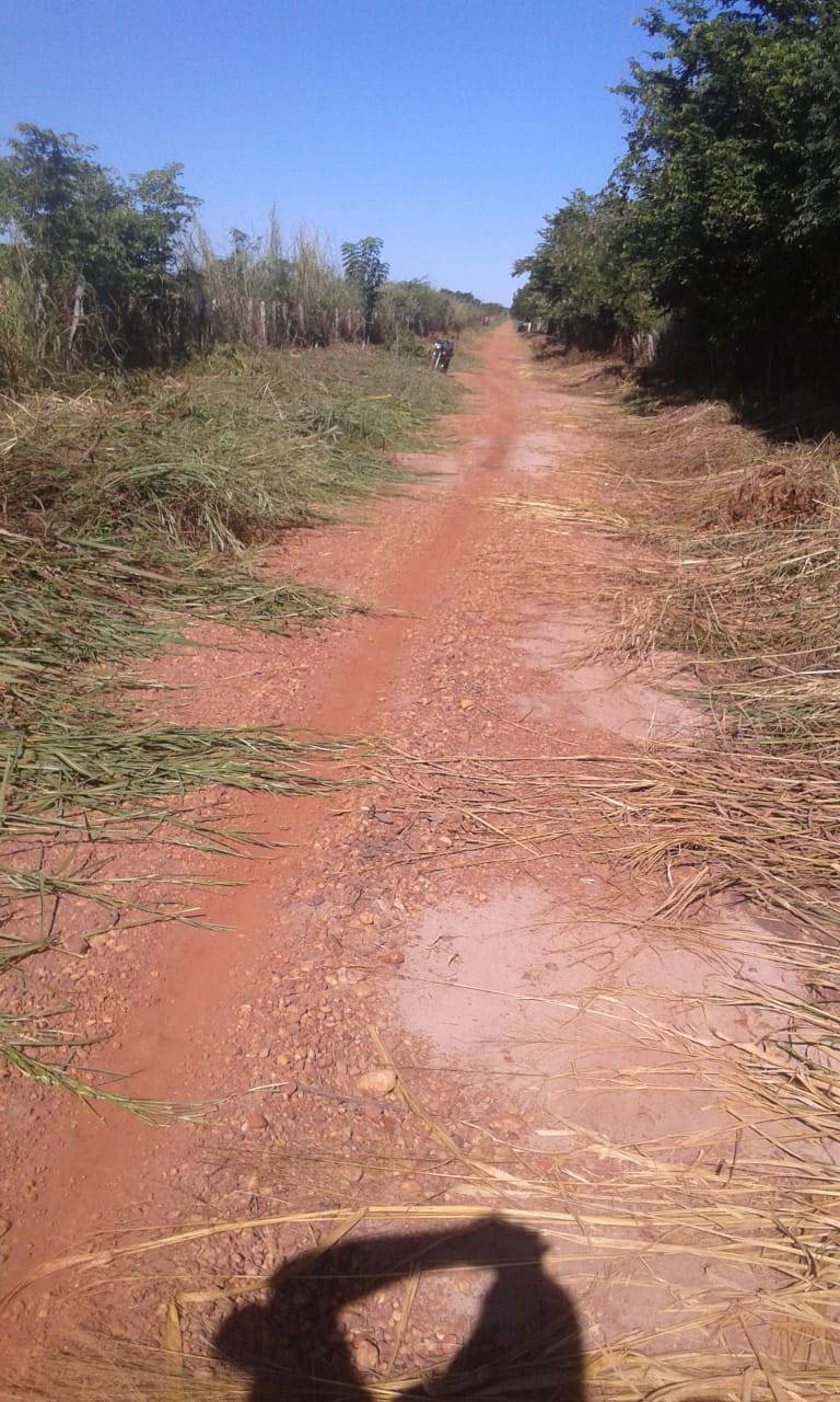 Prefeitura de Água Branca realiza serviço de recuperação de estradas nas comunidades Angicos e Tinguis