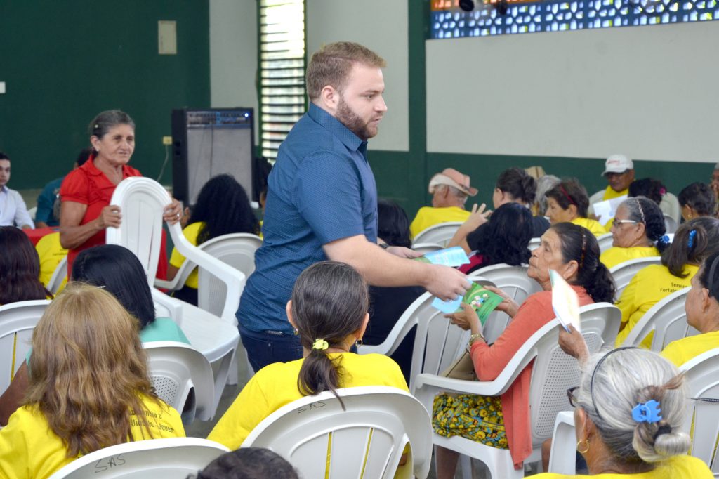 Prefeitura de Água Branca recebe palestra sobre Direito Previdenciário
