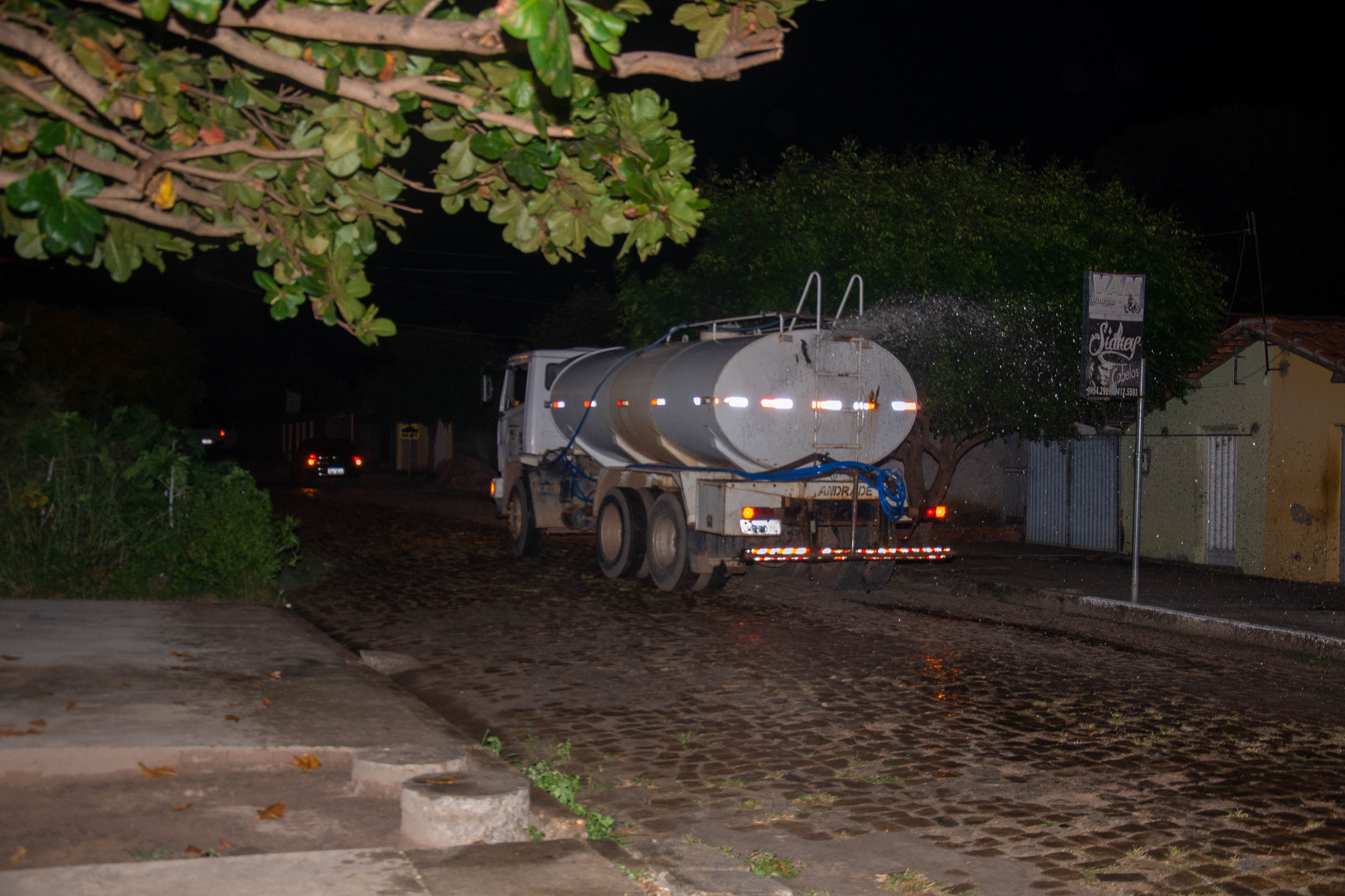Prefeitura realiza mais uma etapa de desinfecção nas ruas de Água Branca