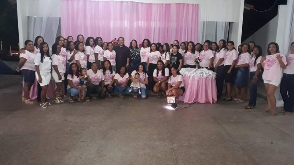 Programa AABB Comunidade realiza festa em homenagem às mães em Água Branca