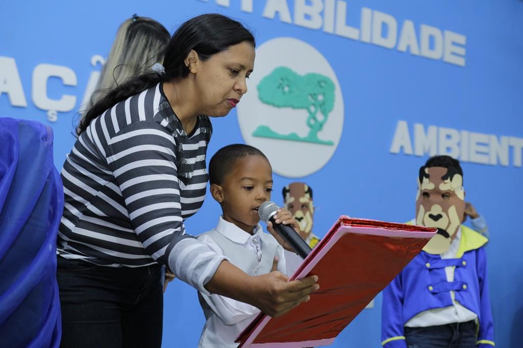 Secretaria de Educação realiza encontro pedagógico em Água Branca