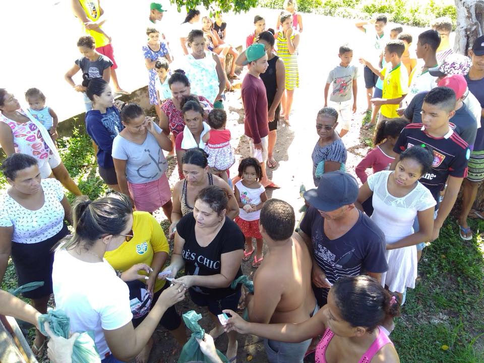 Semana Santa: Prefeitura de Água Branca distribui peixes para as famílias carentes Semana Santa: Prefeitura de Água Branca distribui peixes para as famílias carentes