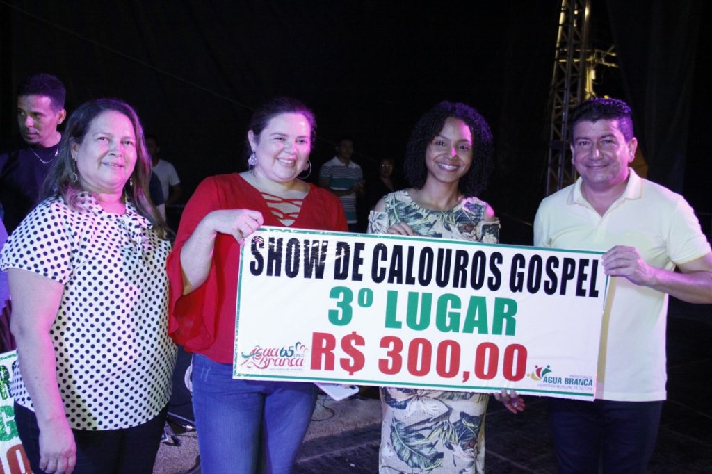 Show Evangélico anima terceira noite da Semana Cultura de Água Branca