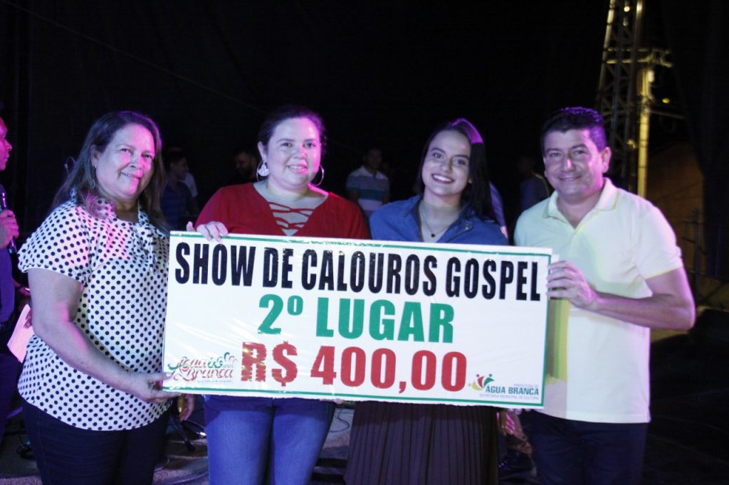 Show Evangélico anima terceira noite da Semana Cultura de Água Branca