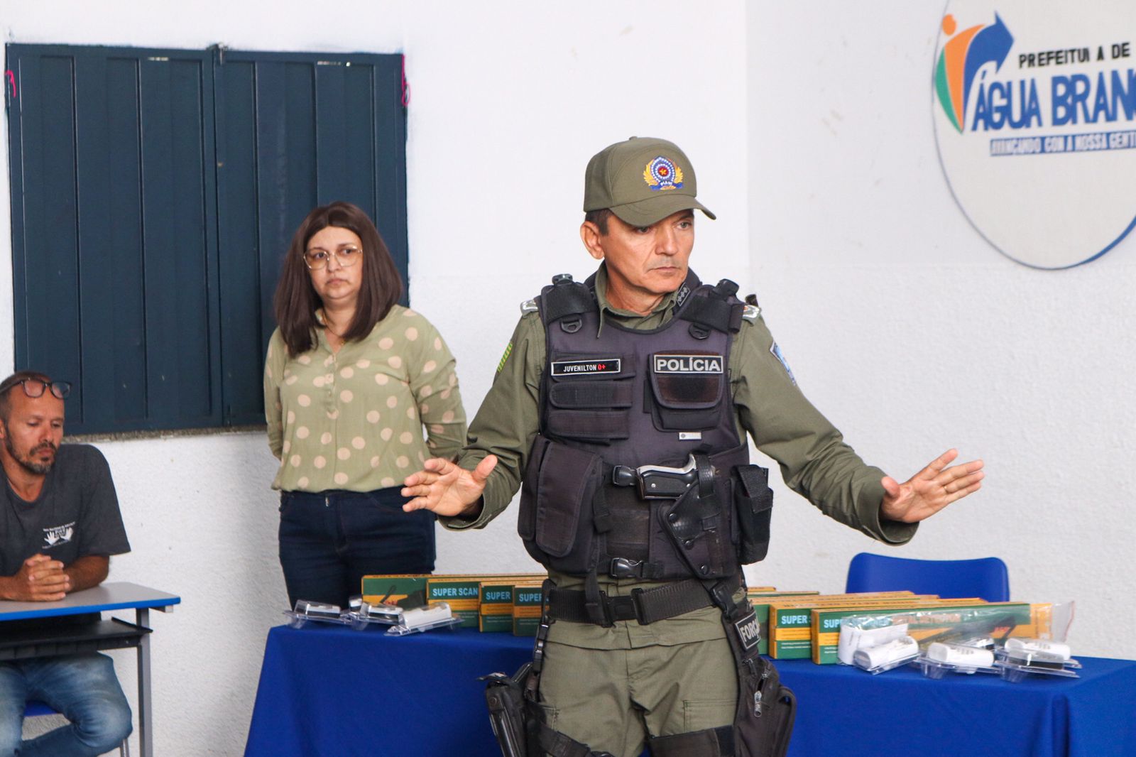 Vigilantes de escolas de Água Branca participam de capacitação ministrada pela Polícia Militar