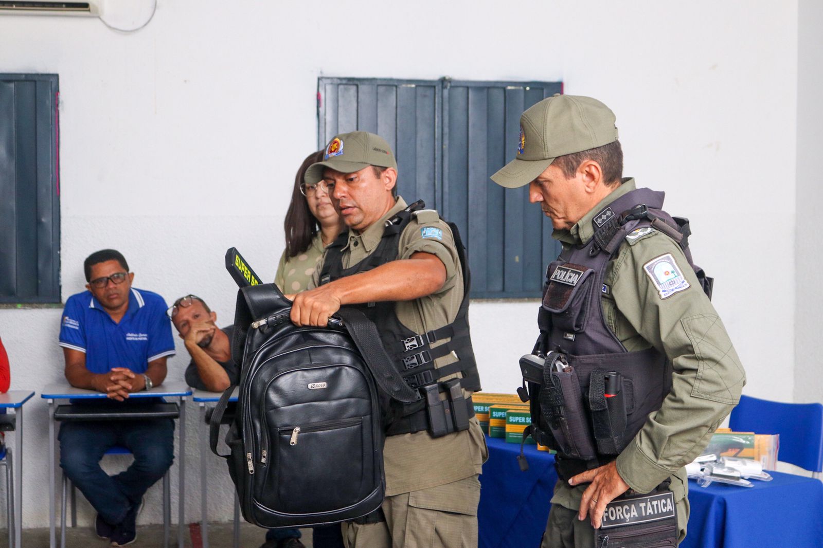 Vigilantes de escolas de Água Branca participam de capacitação ministrada pela Polícia Militar